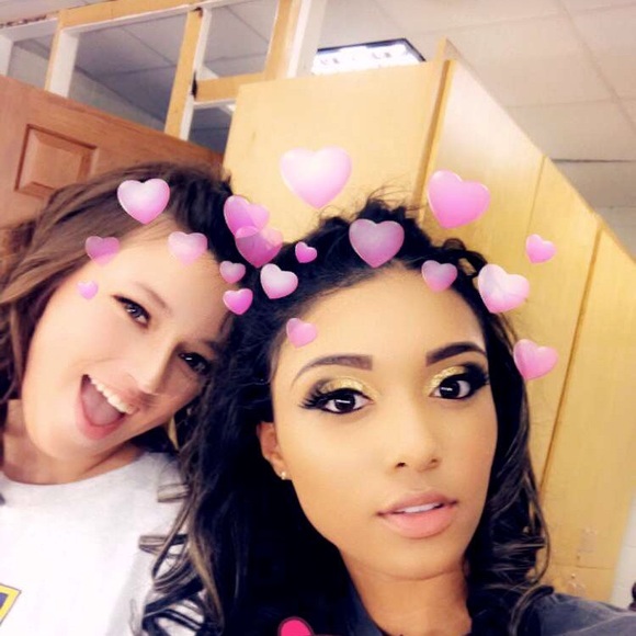 Meet your Posher, Kaitlyn - Picture 1 of 1